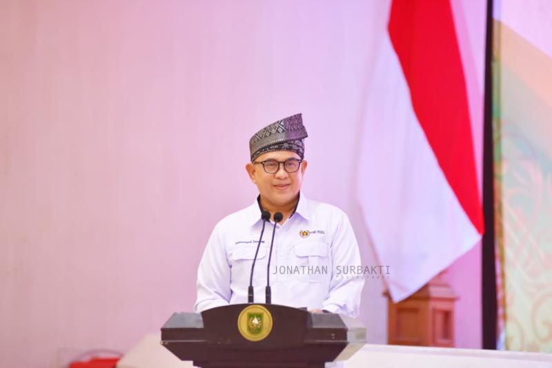Buka Puasa Bersama, PWI Riau Salurkan 440 Paket Sembako Bagi Anggota